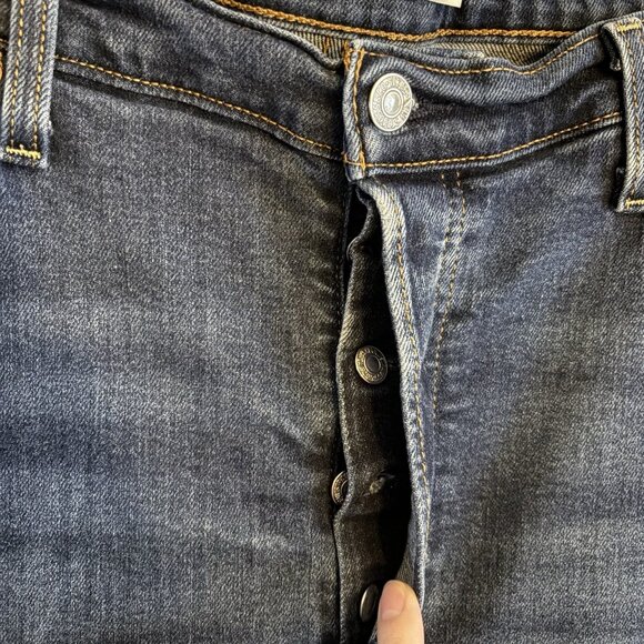 Levis Women Plus Sz 20W Dark Indigo Destructed Ribcage Straight Ankle Jeans - Picture 7 of 14